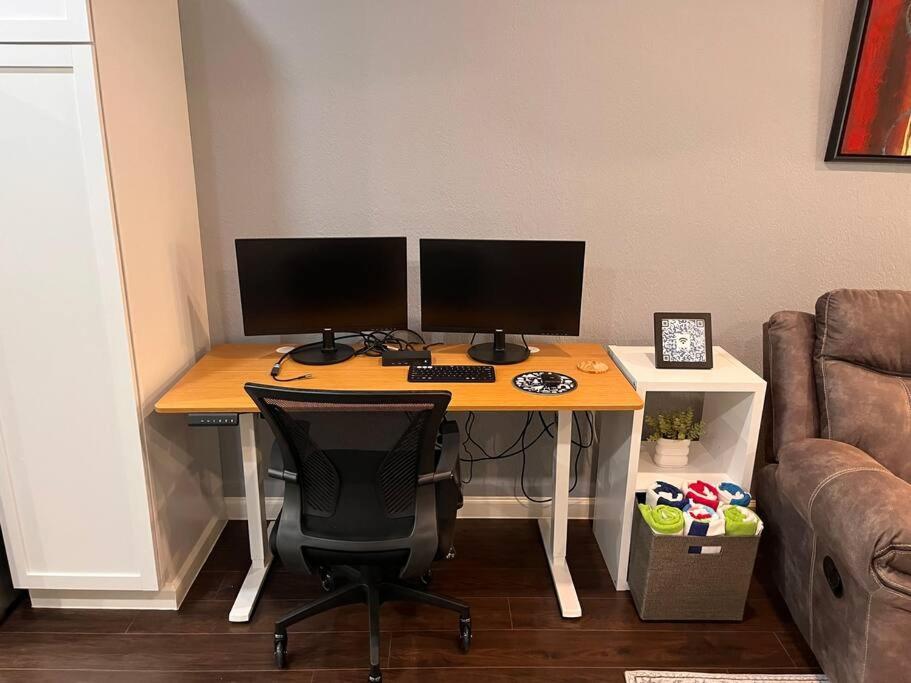 Healing Haven King Bed Suite 达拉斯 外观 照片